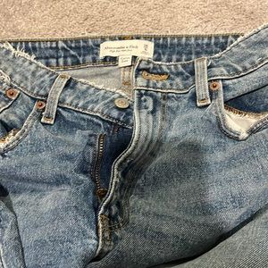 Abercrombie mom jeans